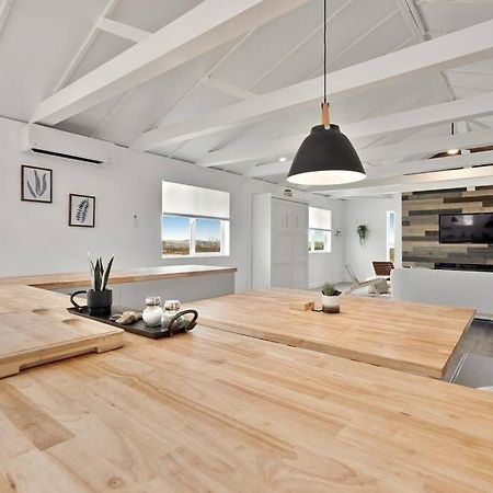 Beautiful Newly Remodeled Home, Near Jt Park ジョシュア・ツリー エクステリア 写真