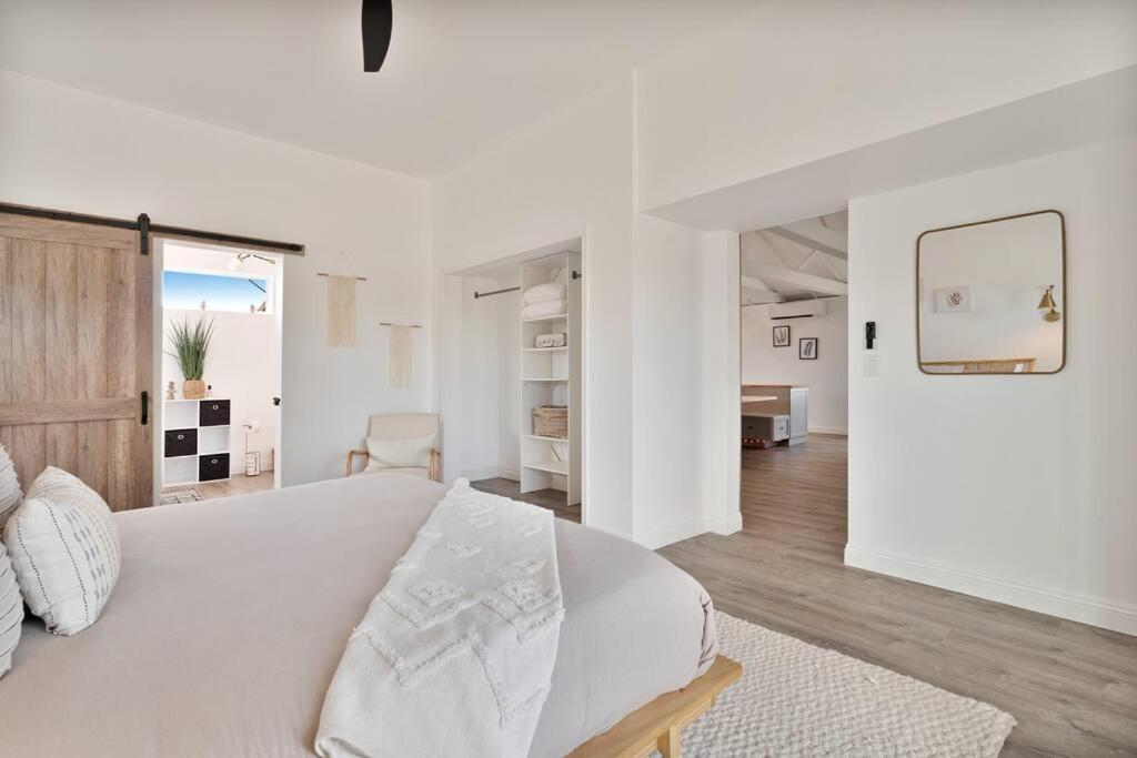 Beautiful Newly Remodeled Home, Near Jt Park ジョシュア・ツリー エクステリア 写真